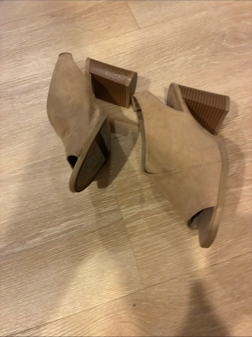 dexflex comfort tan suede peep-toe slingback block heels Sz 8 worn 1x